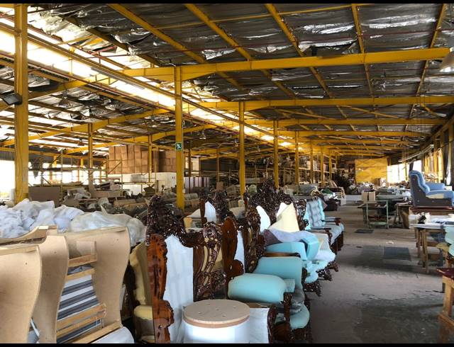 4,590M² WAREHOUSE FOR SALE IN SELBY